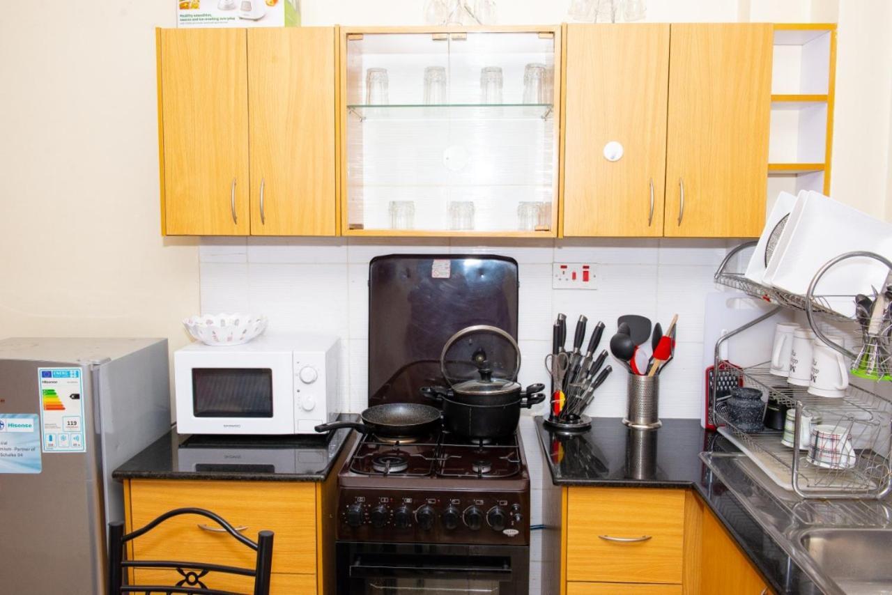 Mercy-Phillips Apartments Located At Eagle Tower Building Nairobi City Centre Kültér fotó