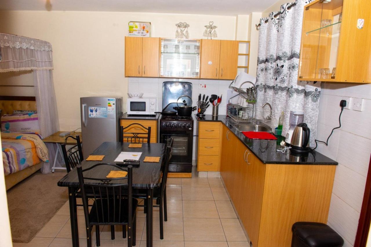 Mercy-Phillips Apartments Located At Eagle Tower Building Nairobi City Centre Kültér fotó