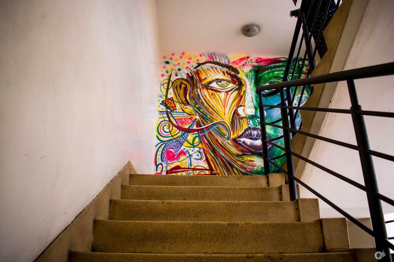 Mercy-Phillips Apartments Located At Eagle Tower Building Nairobi City Centre Kültér fotó